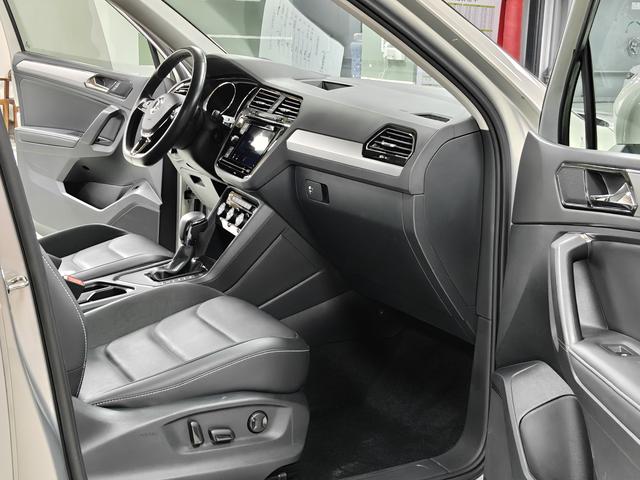 Volkswagen Tiguan L Модель 2019 года 330TSI автоматическое 2WD Smart Dynamic Deluxe Edition Country VI – фото 17