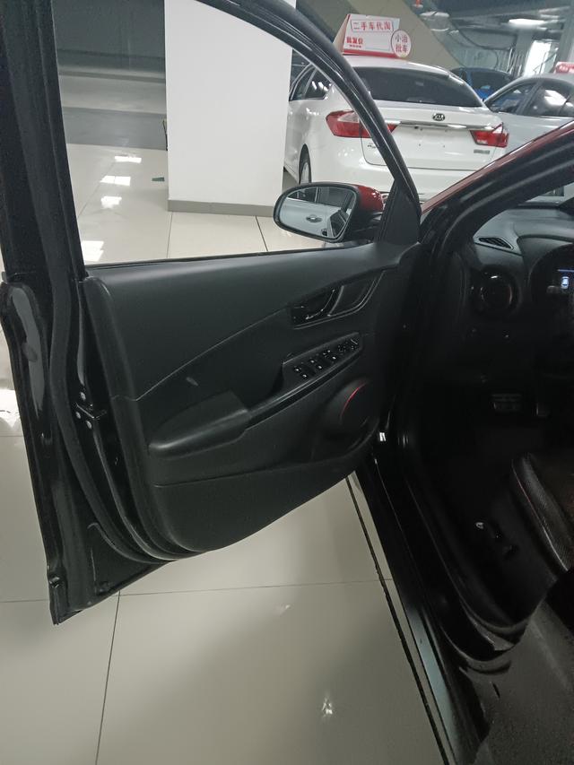 Hyundai Encino Модель 2018 года 1.6T изящество Stonic Edition – фото 6