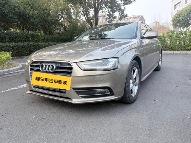 Audi A4L 2013 35 TFSI Automatic Standard – фото 1