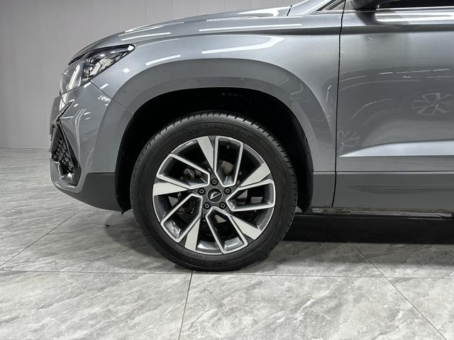 Jeta VS5 2022 280TSI Automatic High Gloss Pride Edition – фото 9
