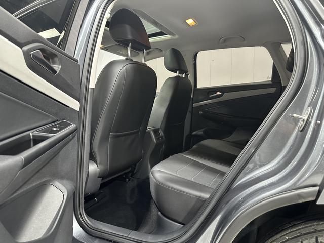 Jeta VS5 2022 280TSI Automatic High Gloss Pride Edition – фото 15