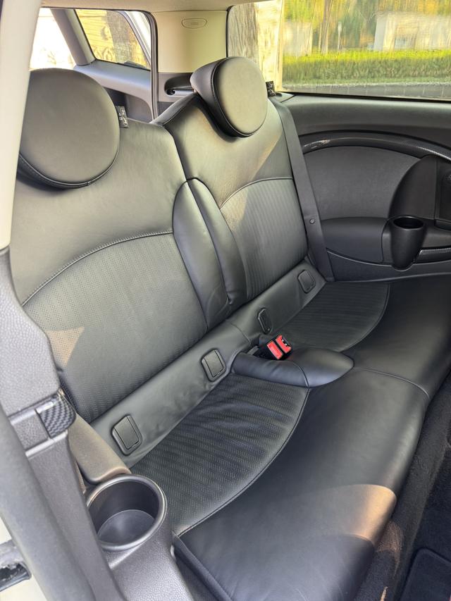 MINI 2012 модификация 1.6L COOPER Bayswater – фото 9