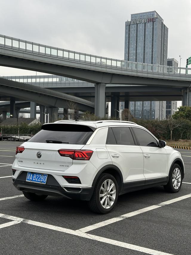 Volkswagen T-Roc 2019 230 TSI DSG FWD Progress China V I – фото 5