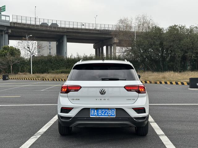 Volkswagen T-Roc 2019 230 TSI DSG FWD Progress China V I – фото 6