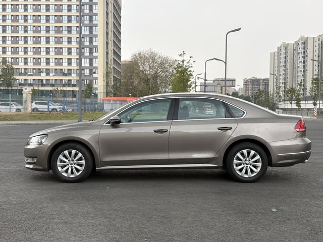 Volkswagen Passat 2014 модификация 1.8TSI DSG Zunrong Edition – фото 4