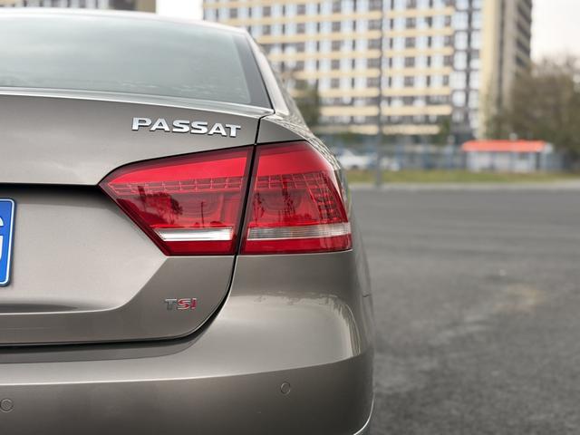 Volkswagen Passat 2014 модификация 1.8TSI DSG Zunrong Edition – фото 19