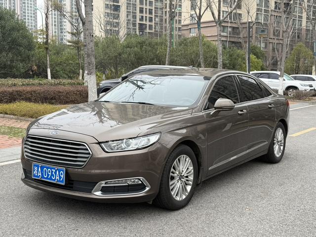 Ford Taurus 2017 EcoBoost 245 Fashion
