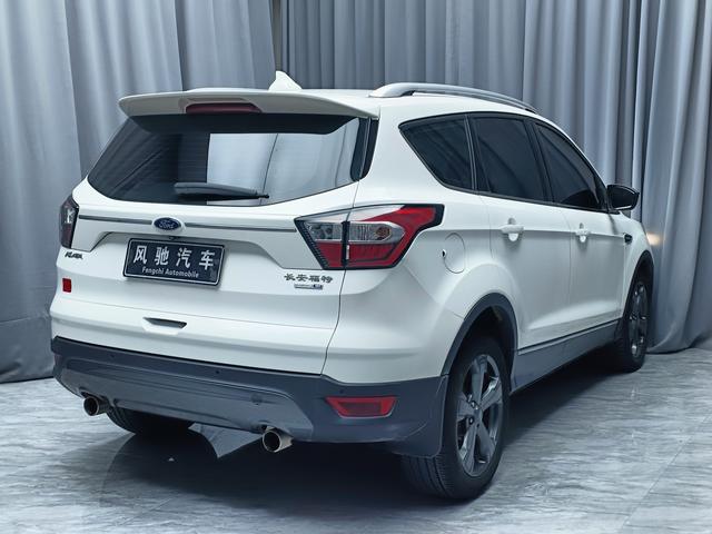 Ford Kuga Модель 2019 года EcoBoost 180 2WD Luxury Ford тип National V – фото 7