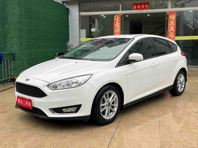 Ford Focus 2017 модификация лян кузов EcoBoost 125 автоматическое Super Fashion тип Zhixing Edition – фото 2