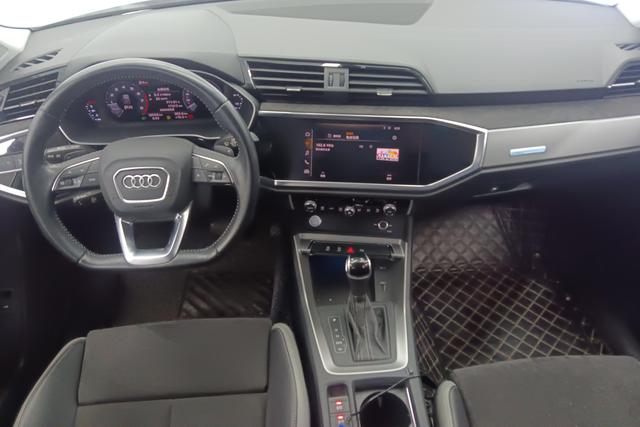 AUDI Q3 Модель 2019 года 40 TFSI Fashion Dynamic – фото 14