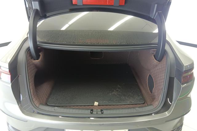 BYD Han DM 2022 DM-i 121KM Prestige – фото 11