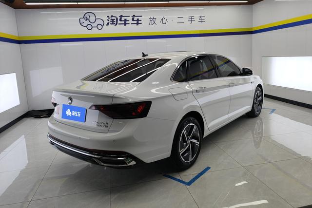Volkswagen Sagitar 2023 300TSI DSG Beyond – фото 9