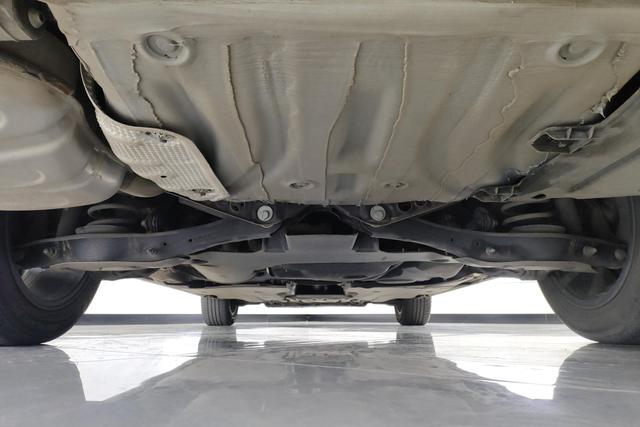 Volkswagen Sagitar 2023 300TSI DSG Beyond – фото 10