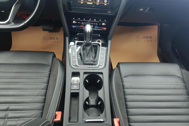 Volkswagen Magotan 2020 330TSI DSG Leading – фото 16