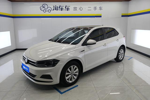 Volkswagen Polo 2021 Plus 1.5L Automatic Colorful Tech – фото 1