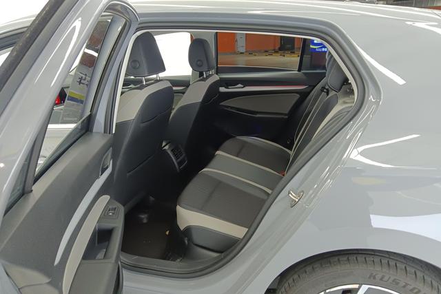 Volkswagen Golf 2023 Facelift 280 TSI DSG Pro – фото 13