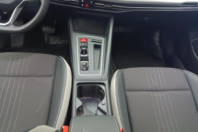 Volkswagen Golf 2023 Facelift 280 TSI DSG Pro – фото 16