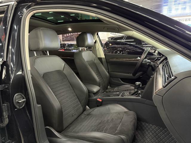 Volkswagen Magotan 2017 330TSI DSG Luxury – фото 21
