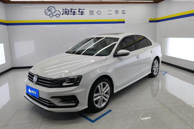 Volkswagen Sagitar 2018 280TSI DSG Spark – фото 1