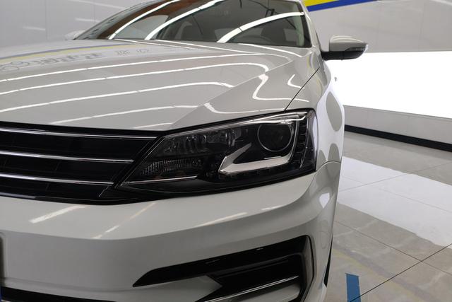 Volkswagen Sagitar 2018 280TSI DSG Spark – фото 2