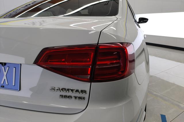 Volkswagen Sagitar 2018 280TSI DSG Spark – фото 8
