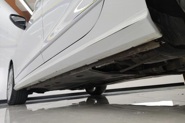 Volkswagen Sagitar 2018 280TSI DSG Spark – фото 12