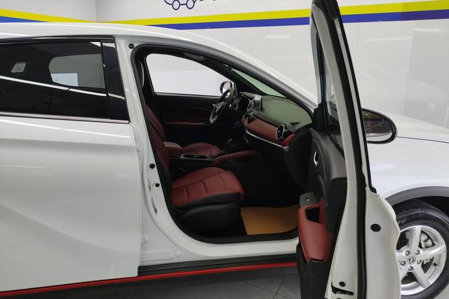 Dong f eng Fengguang 500 Модель 2021 года 1.5L автоматическое Lexiang – фото 6