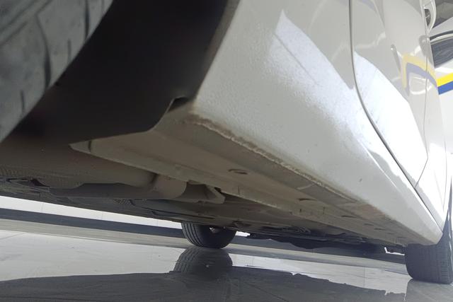 Ford Focus 2021 1.5L Automatic Diamond – фото 7
