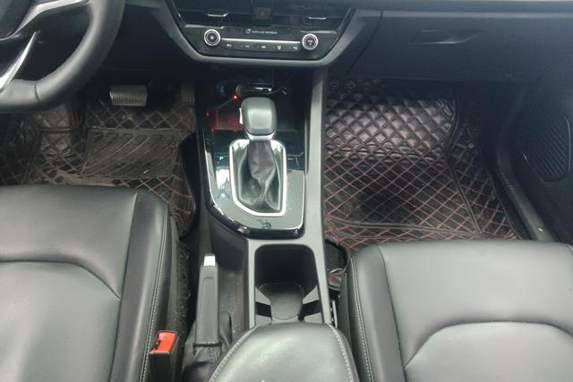 Ford Focus 2021 1.5L Automatic Diamond – фото 16