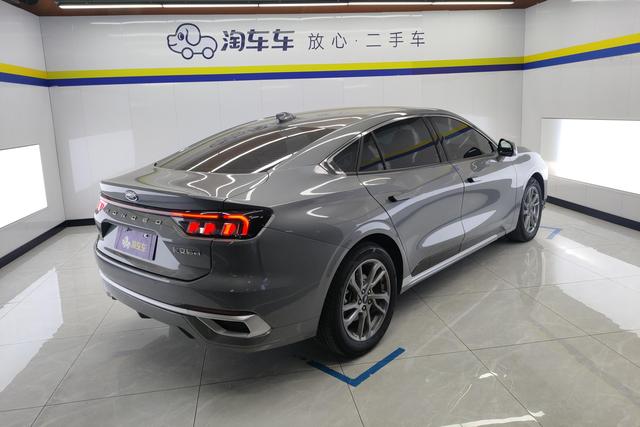 Ford Mondeo 2023 EcoBoost 180 Luxury – фото 9