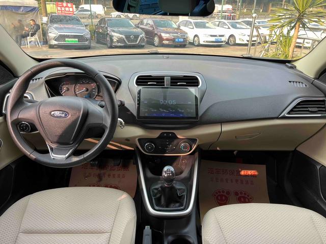 Ford Escort 2017 модификация комплектация 1.5L Manual Com f ort – фото 8