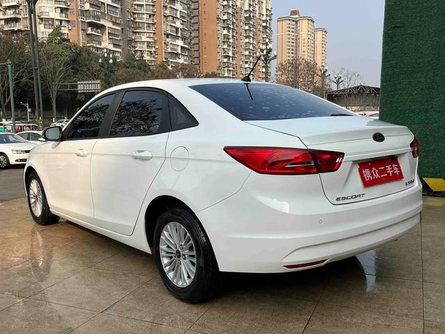 Ford Escort 2017 модификация комплектация 1.5L Manual Com f ort – фото 14