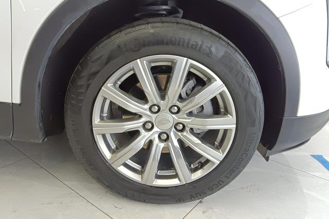 Cadillac XT4 2022 28T 2WD Premium – фото 5