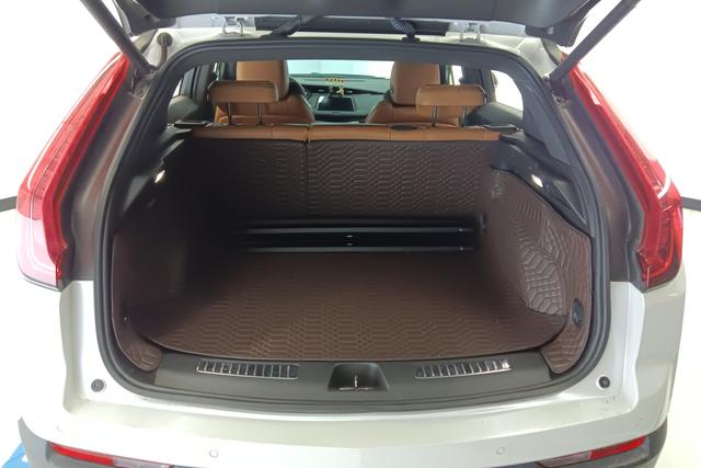 Cadillac XT4 2022 28T 2WD Premium – фото 11