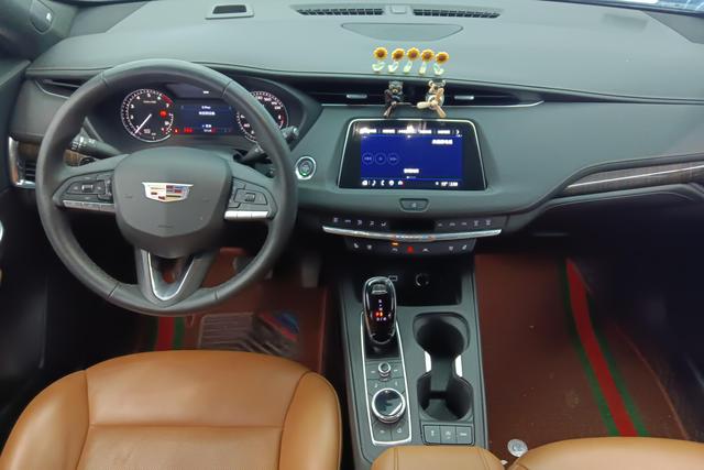 Cadillac XT4 2022 28T 2WD Premium – фото 14