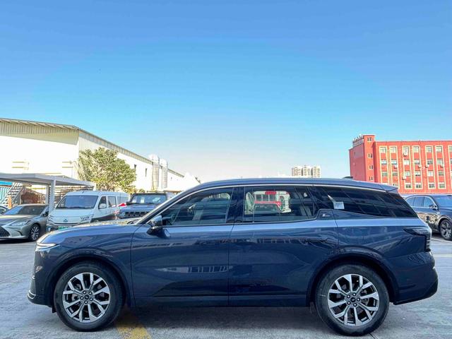 Ford Edge 2023 Edge L 2.0T EcoBoost E-Hybrid 4WD 7-Seater Supreme Edition – фото 8