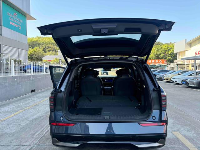 Ford Edge 2023 Edge L 2.0T EcoBoost E-Hybrid 4WD 7-Seater Supreme Edition – фото 16