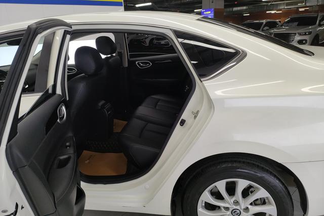 Nissan Sylphy 2022 Facelift Classic 1.6 XL CVT Luxury – фото 13