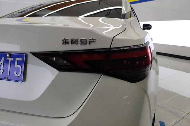 Nissan Sylphy 2022 1.6L XL CVT Enjoy – фото 8