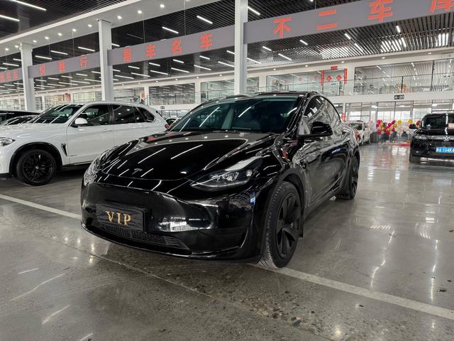 Tesla Model Y 2022 Facelift RWD – фото 1