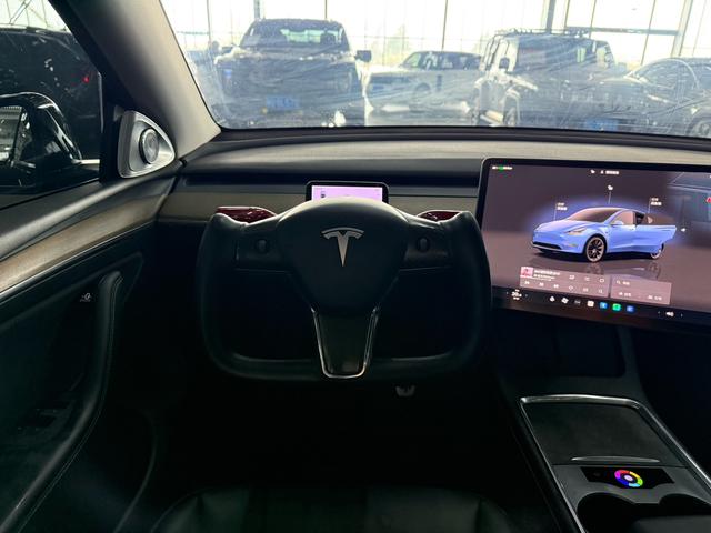Tesla Model Y 2022 Facelift RWD – фото 14
