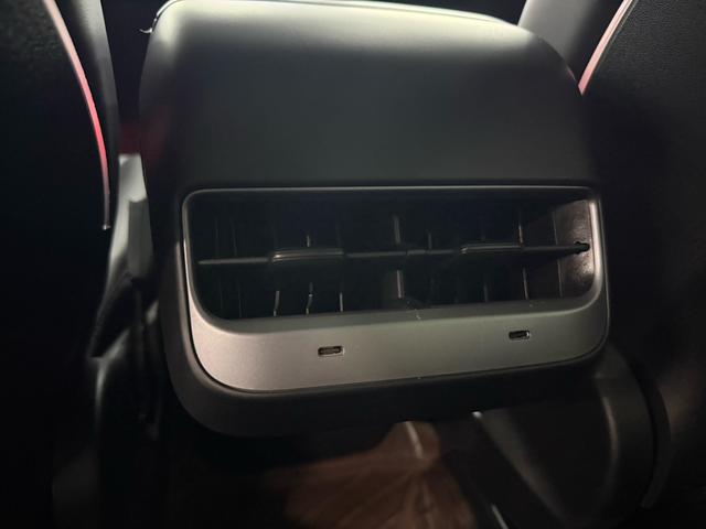 Tesla Model Y 2022 Facelift RWD – фото 18