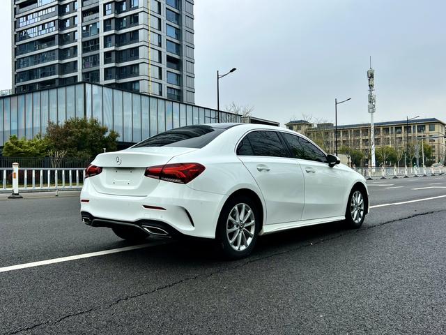 Mercedes-Benz A-class Модель 2020 года A 200 L Sports sedan – фото 6
