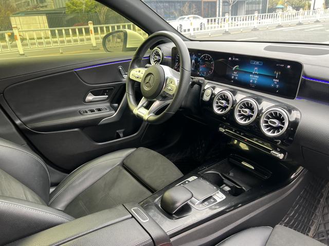 Mercedes-Benz A-class Модель 2020 года A 200 L Sports sedan – фото 8