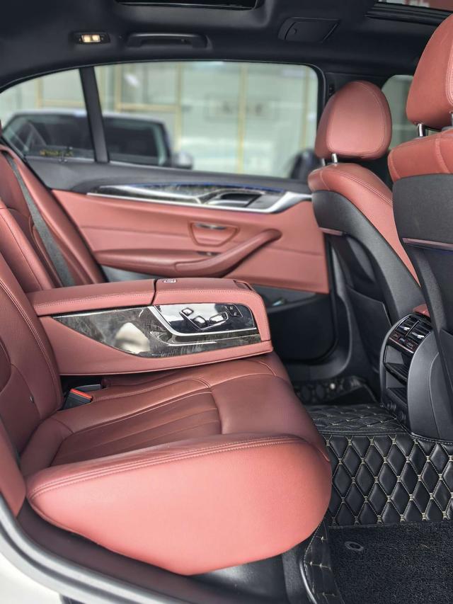 BMW 5 Series 2019 530Li Leader M Sport Package – фото 6