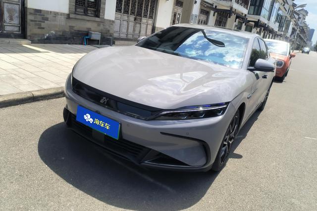 BYD Han EV 2025 модификация 506KM Prestige – фото 1