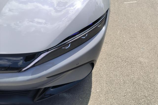 BYD Han EV 2025 модификация 506KM Prestige – фото 2