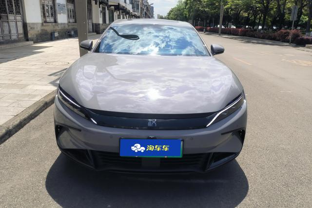 BYD Han EV 2025 модификация 506KM Prestige – фото 3