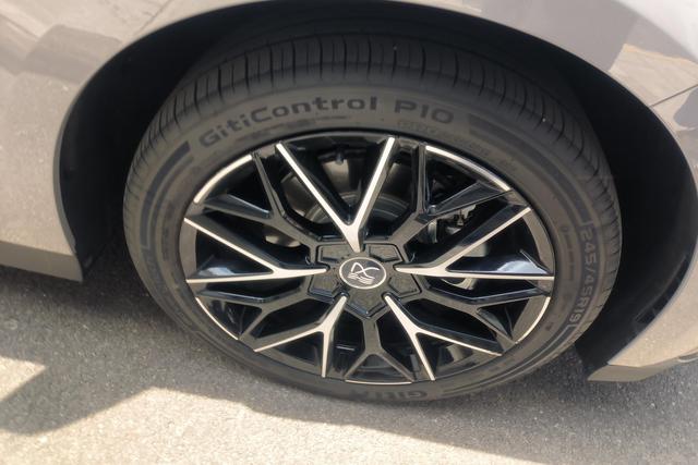 BYD Han EV 2025 модификация 506KM Prestige – фото 5