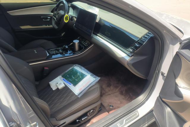 BYD Han EV 2025 модификация 506KM Prestige – фото 6